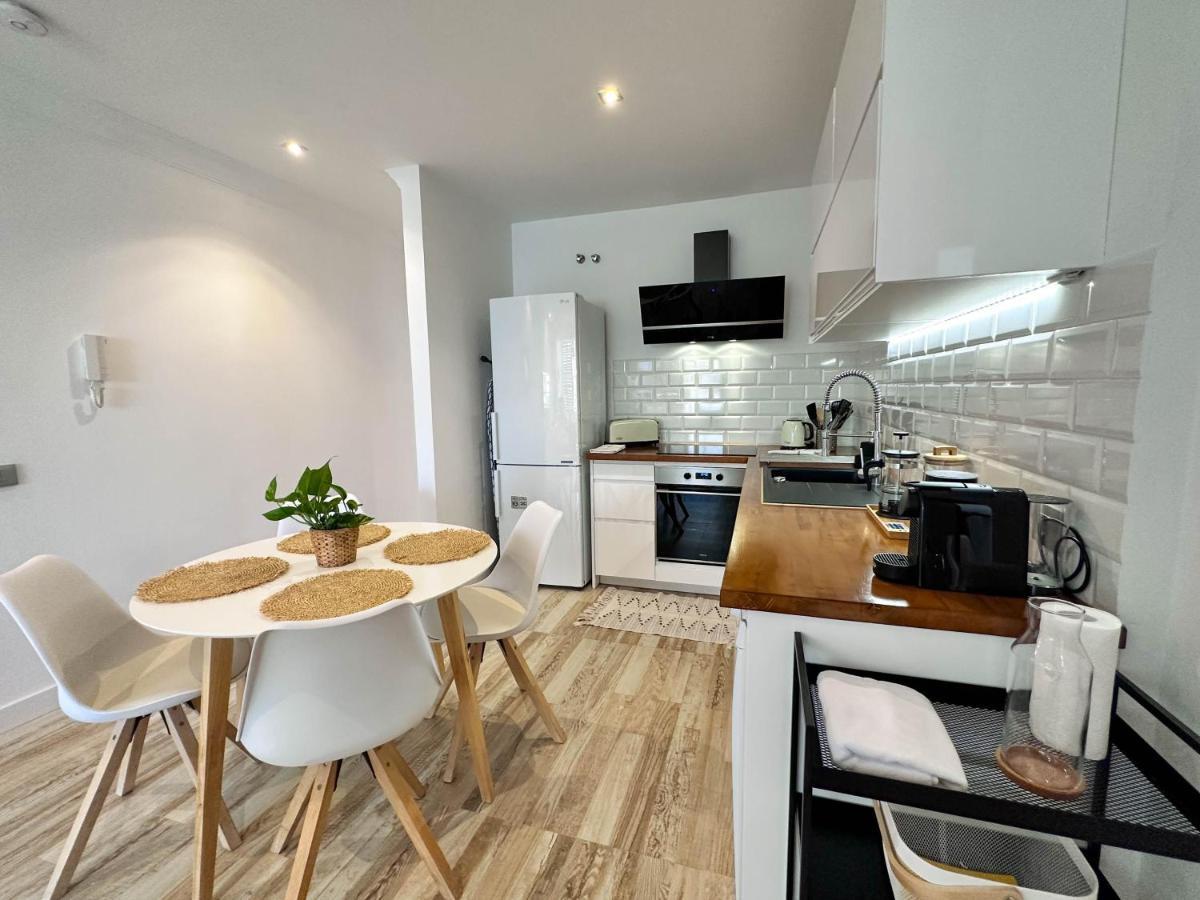 Апартаменты Casa Elsa With Free Parking Лос-Абригос Экстерьер фото